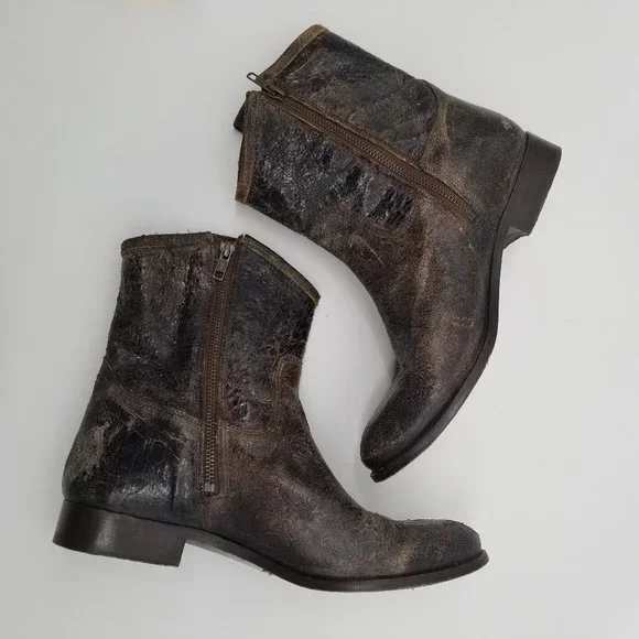 FRYE | Melissa Button Ankle Booties w/ Crackle Leather - 11B - Picture 3 of 13